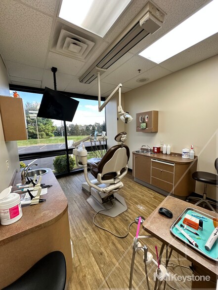 More Photos Of 1260 Broadcasting Rd, Wyomissing Medical For Lease