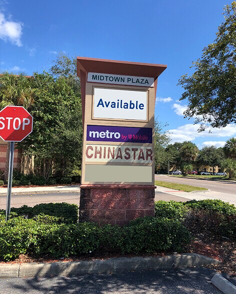 More Photos Of 1794 22nd St S, Saint Petersburg Supermarket For Lease