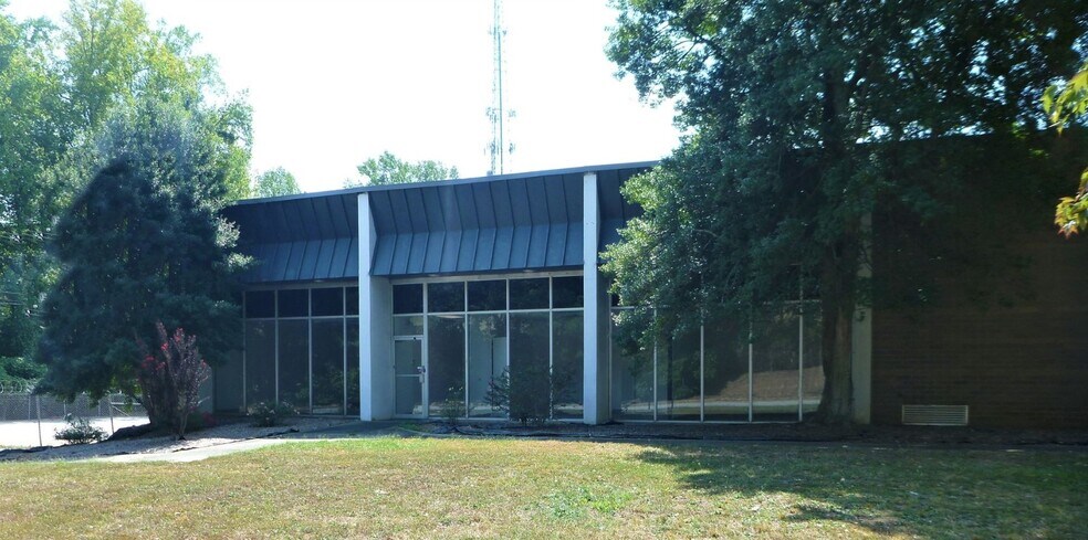 Primary Photo Of 5101 Chatooga Dr, Lithonia Distribution For Lease