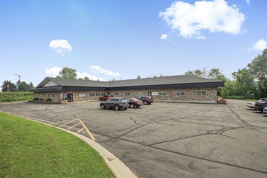 More Photos Of 1428 2nd St N, Sauk Rapids Medical For Lease