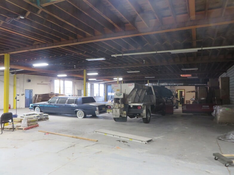 More Photos Of 13-23 Steiner Pl, North Plainfield Warehouse For Sale