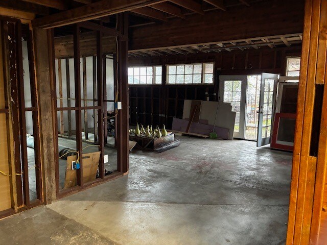 More Photos Of 315 Laurel Ave, Novato Flex For Lease