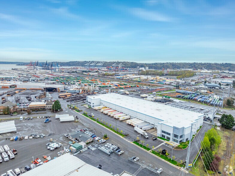 More Photos Of 1905 E Marc Ave, Tacoma Distribution For Lease