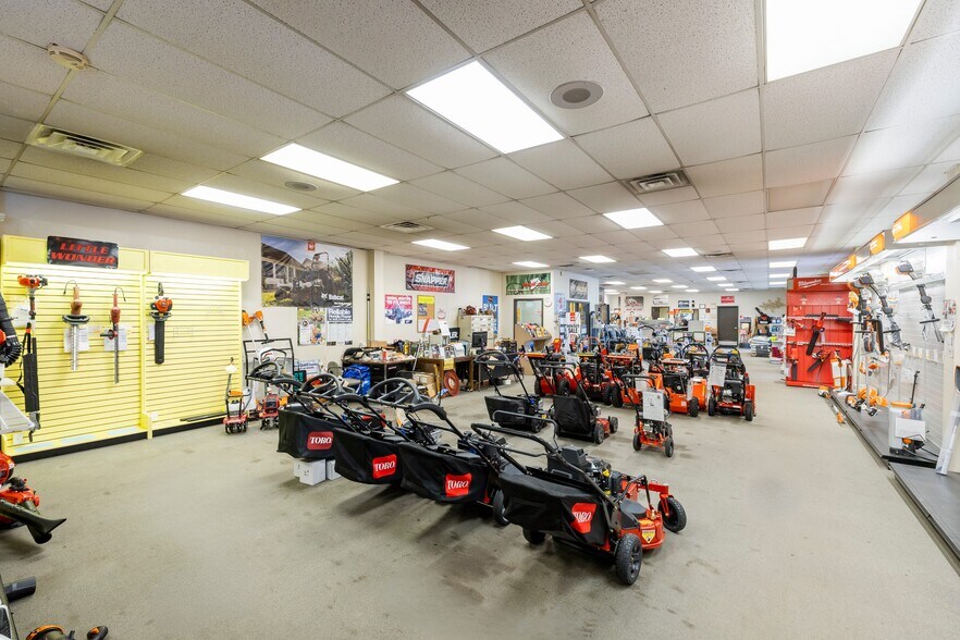 More Photos Of 1190 Pompton Ave, Cedar Grove General Retail For Sale