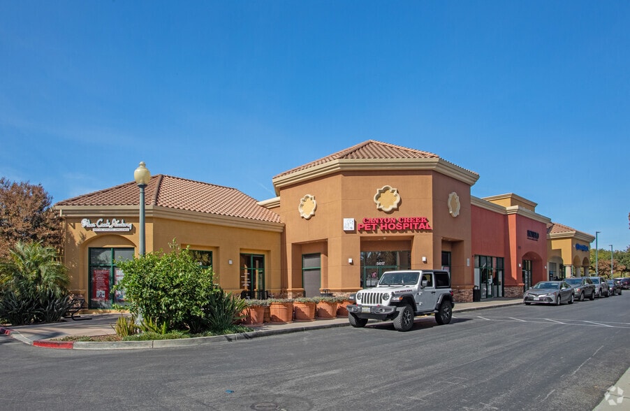 More Photos Of 5623-5665 Silver Creek Valley Rd, San Jose Unknown For Lease