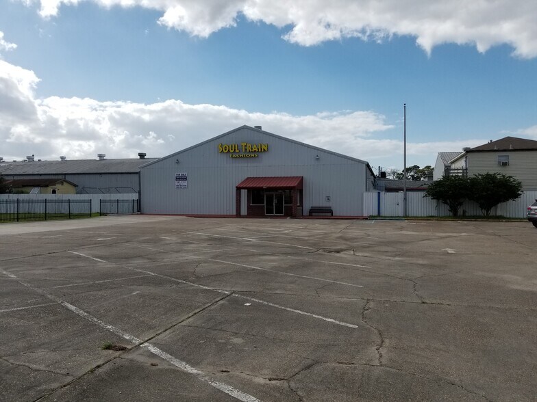 More Photos Of 1415 Whitney Ave, Gretna Warehouse For Sale