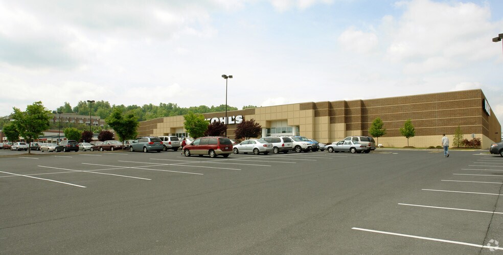 More Photos Of 2035 E Market St, Harrisonburg Unknown For Lease