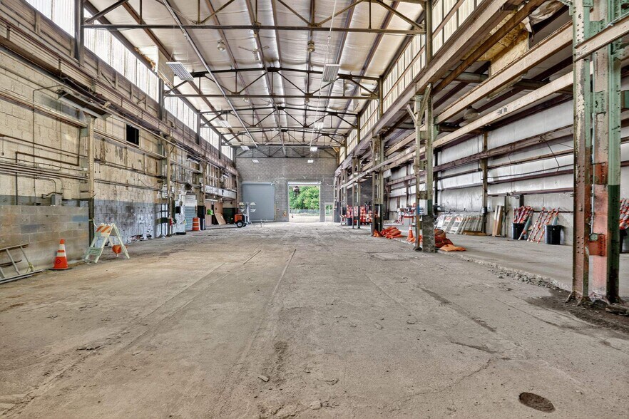 More Photos Of 6700 Morgan Ave, Cleveland Warehouse For Sale