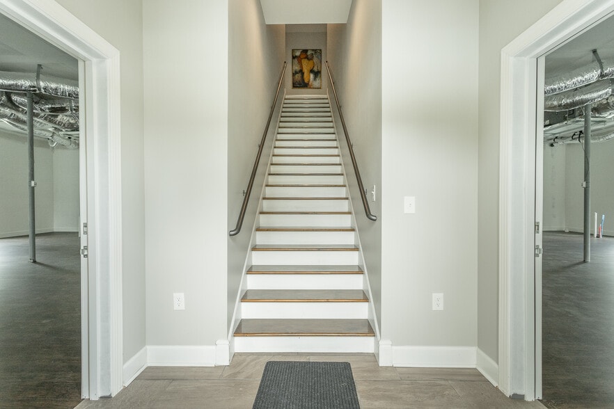 More Photos Of 7385 Applegate Ln, Chattanooga Medical For Lease