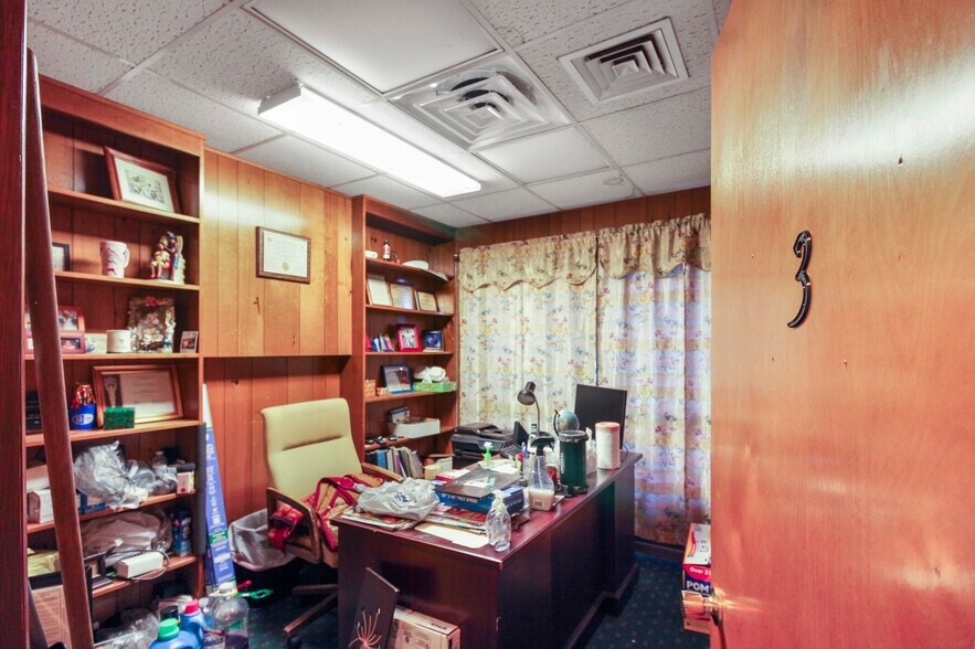 More Photos Of 495 Dantzler St, Orangeburg Medical For Sale