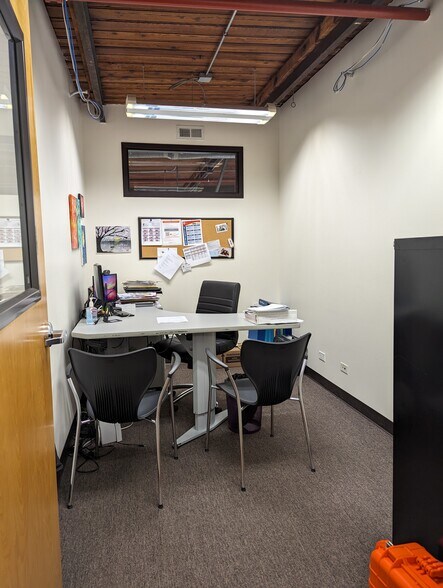 More Photos Of 1731-1749 N Elston Ave, Chicago General Retail For Lease