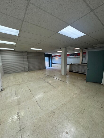 More Photos Of 8820 Miller Rd NE, Bainbridge Island Self Storage For Lease