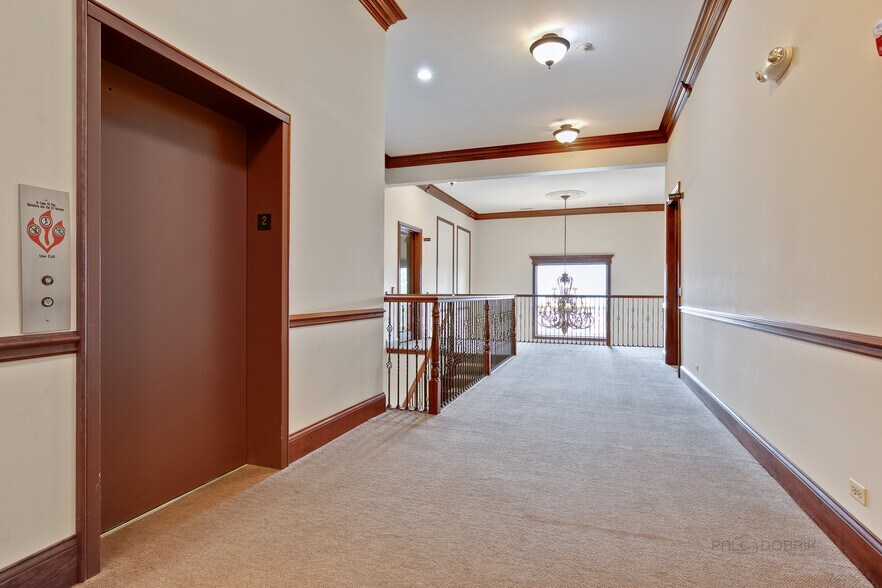 More Photos Of 1531 Grove Ave, Barrington Office For Sale
