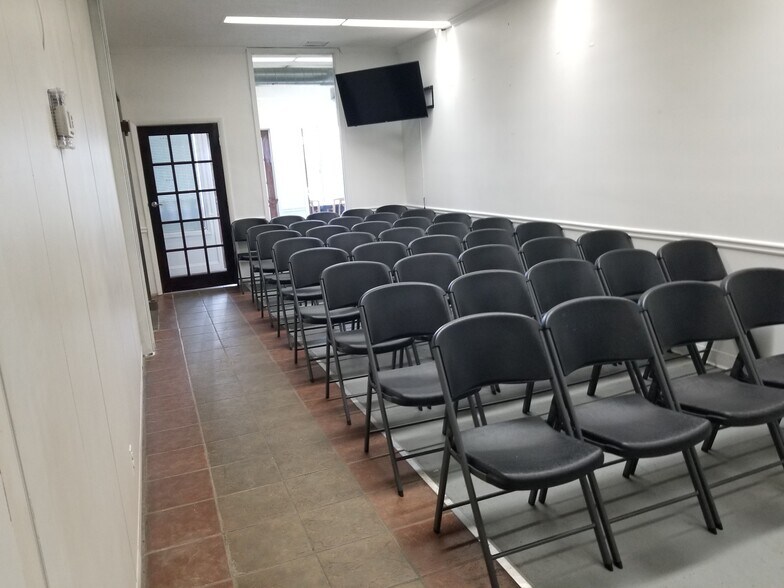 More Photos Of 3581 Main St, College Park Coworking Space