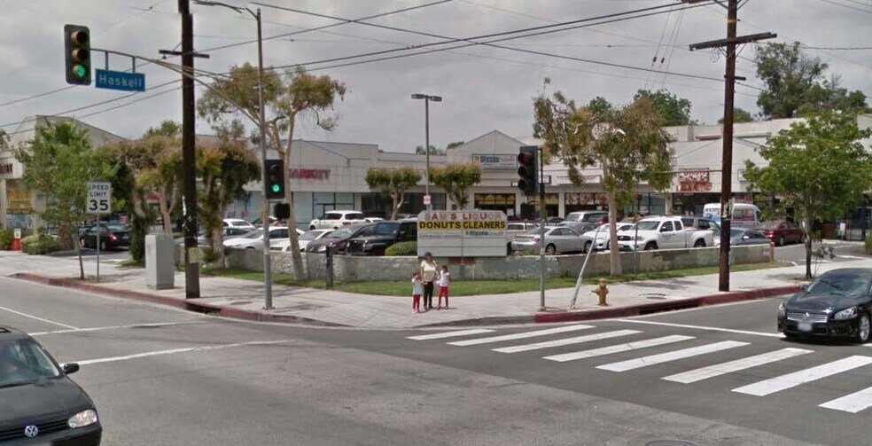 More Photos Of 15705-15717 Vanowen St, Van Nuys Unknown For Lease
