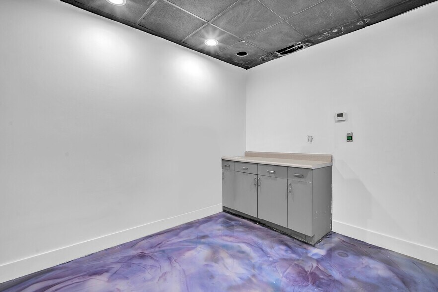 More Photos Of 3900 W Commercial Blvd, Fort Lauderdale Office For Lease