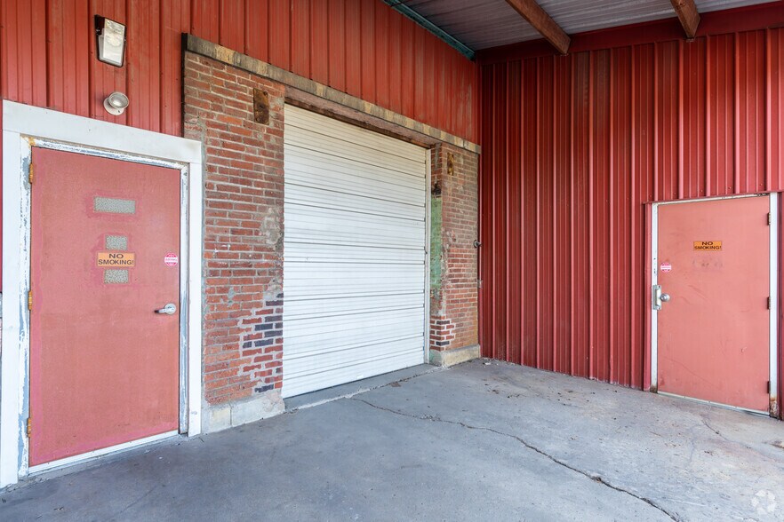 More Photos Of 635 S 10th St, Allentown Warehouse For Lease