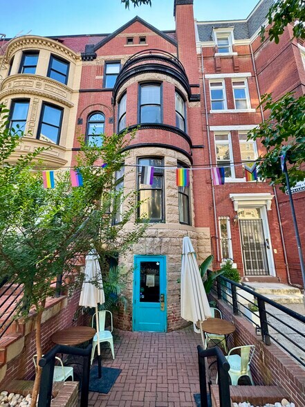 More Photos Of 1726 20th St NW, Washington Office For Lease