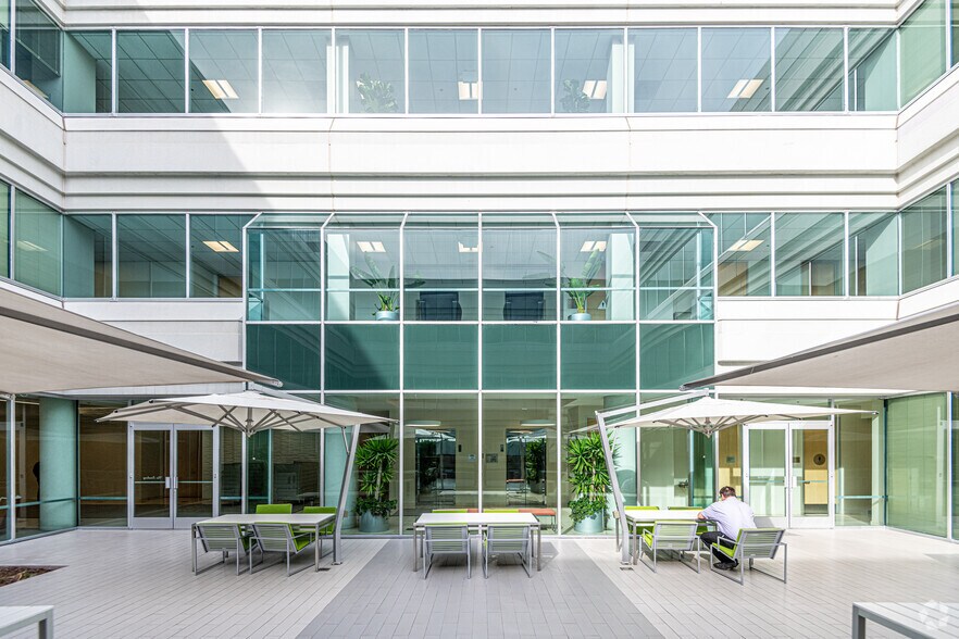 More Photos Of 2105 S Bascom Ave, Campbell Medical For Lease