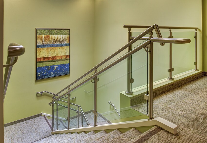 More Photos Of 6010 Hidden Valley Rd, Carlsbad Medical For Lease