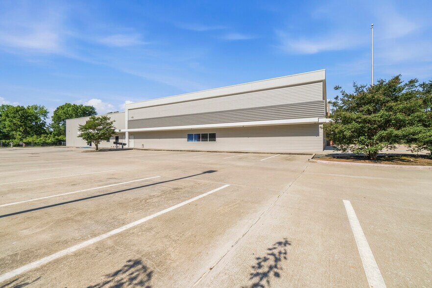 More Photos Of 28519 Sweetgum Rd, Magnolia General Retail For Sale