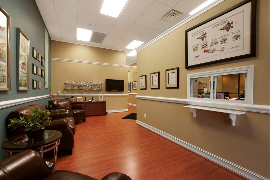 More Photos Of 11880 Lacy Ln, Fort Myers Warehouse For Sale