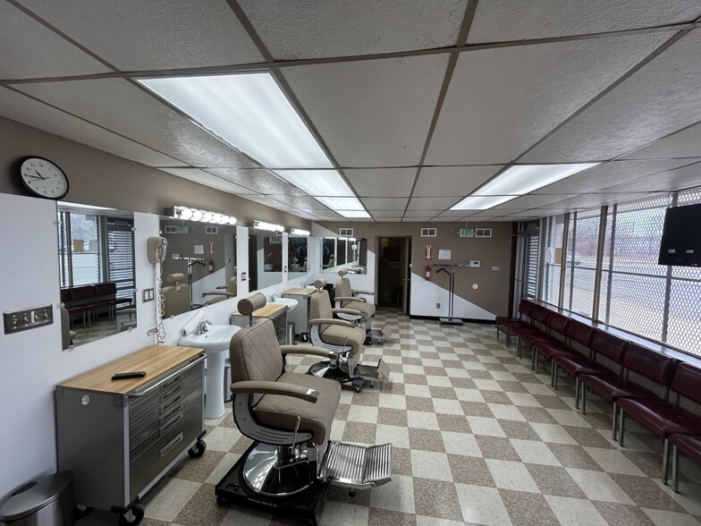 More Photos Of 2052 Broadway, Gary General Retail For Lease