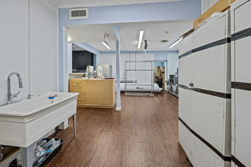 More Photos Of 112 Bull St, Charleston Office Residential For Sale