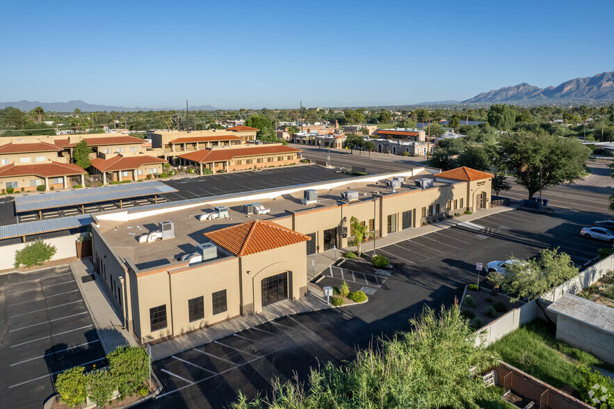More Photos Of 5956 E Pima St, Tucson Medical For Sale