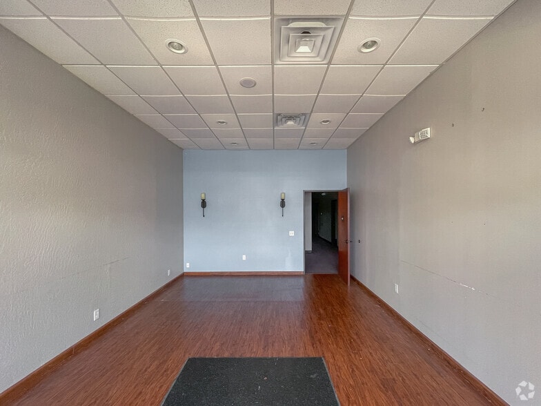 More Photos Of 15665-15689 San Pedro Ave, San Antonio Unknown For Lease