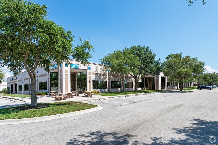 More Photos Of 8900-8934 Brittany Way, Tampa Unknown For Sale