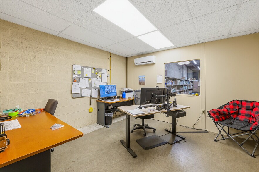 More Photos Of 424 E Oshkosh St, Ripon Manufacturing For Sale