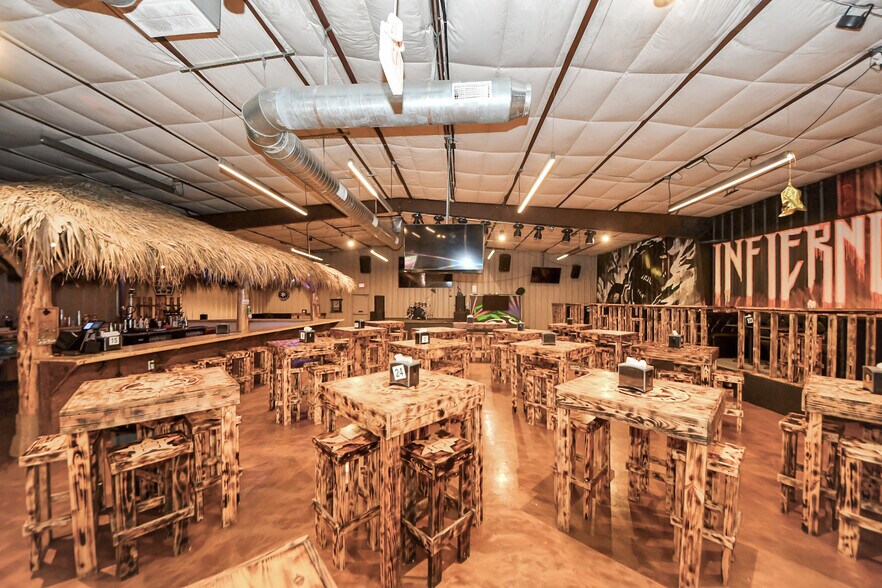 More Photos Of 11730 Aldine Westfield Rd, Houston Warehouse For Sale