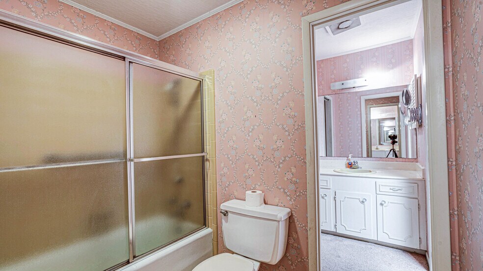 More Photos Of 518 Old Richton Rd, Petal Office Residential For Sale
