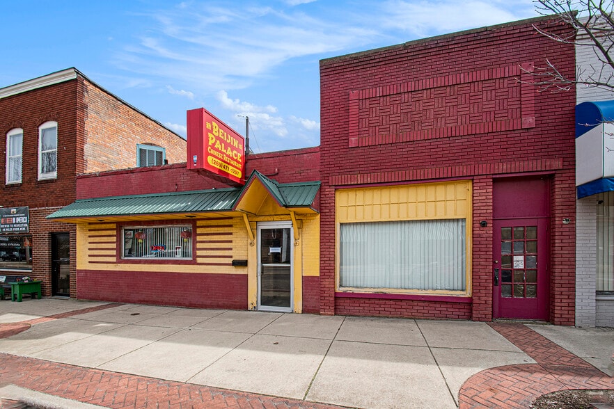 More Photos Of 108 E Ferry St, Berrien Springs Flex For Sale