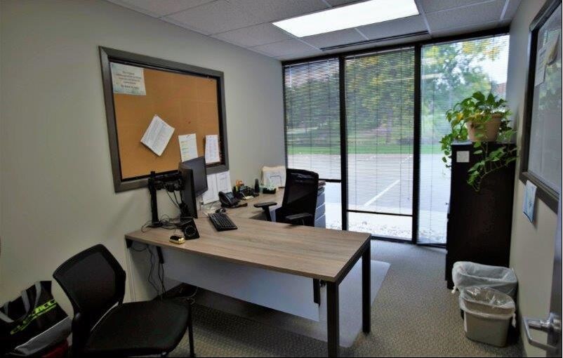 More Photos Of 1370 Mendota Heights Rd, Mendota Heights Office For Sale