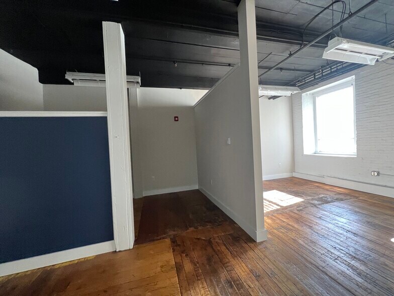 More Photos Of 2 Main St, Biddeford Unknown For Lease