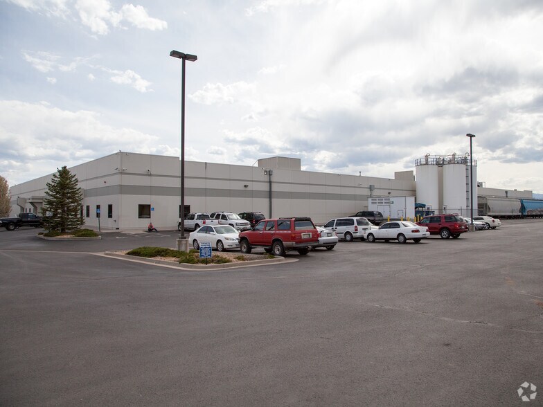 More Photos Of 5861 N Tennyson St, Arvada Warehouse For Lease