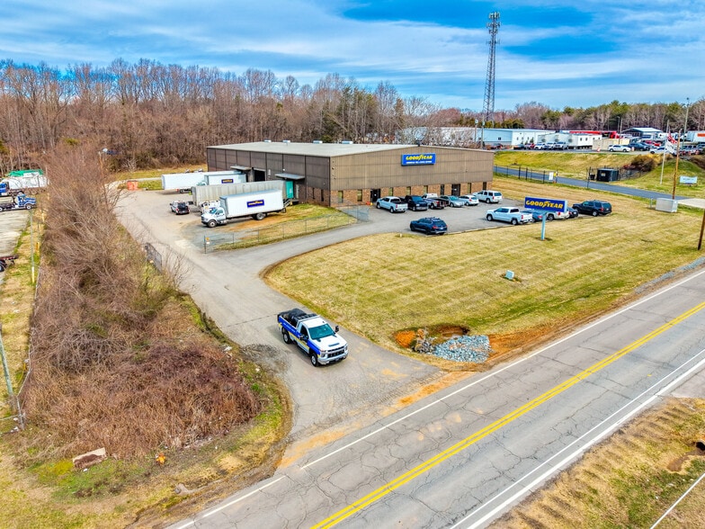 Primary Photo Of 2885 Lowery St, Winston-Salem Warehouse For Sale