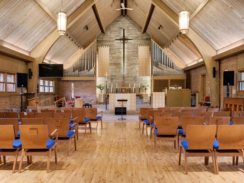 More Photos Of 9000 Kildare Ave, Skokie Specialty For Sale