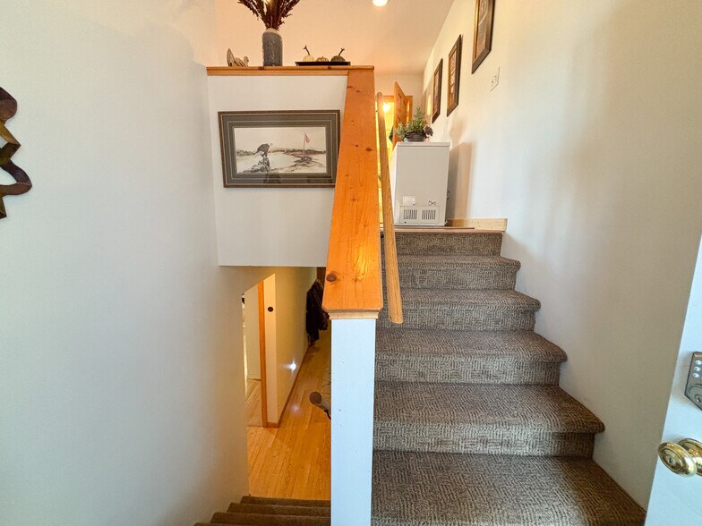 More Photos Of 31 Main Ave N, New York Mills Auto Dealership For Sale