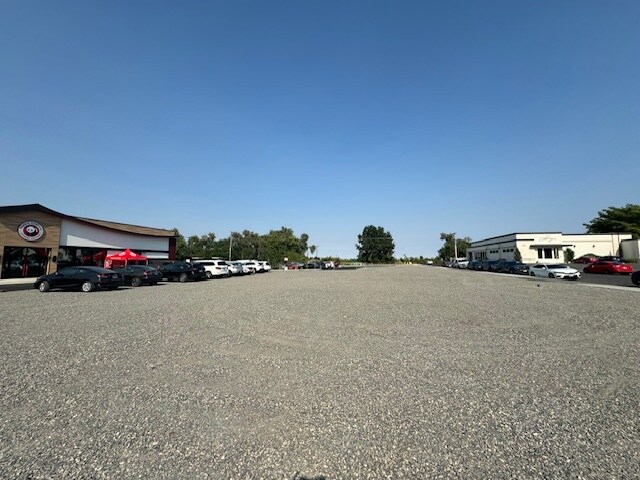 More Photos Of 924 George Washington Way, Richland Land For Lease