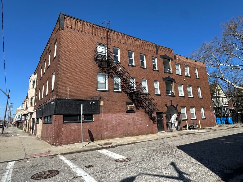 More Photos Of 11239 Superior Ave, Cleveland General Retail For Sale