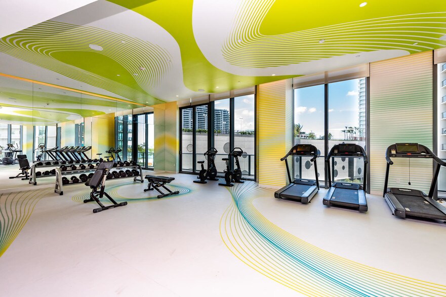 More Photos Of 501 NE 31st St, Miami Apartments For Sale