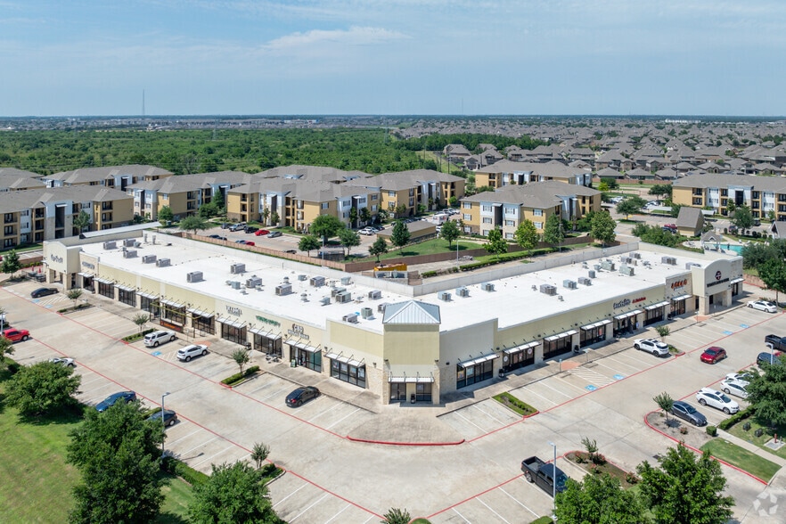 More Photos Of 7035 W Grand Pky S, Richmond Storefront For Lease