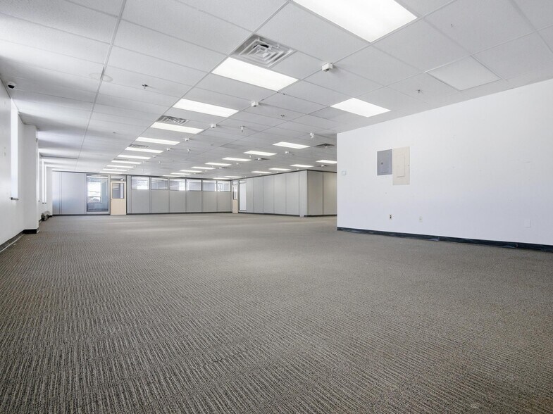 More Photos Of 150 Hopper Ave, Waldwick Research And Development For Lease