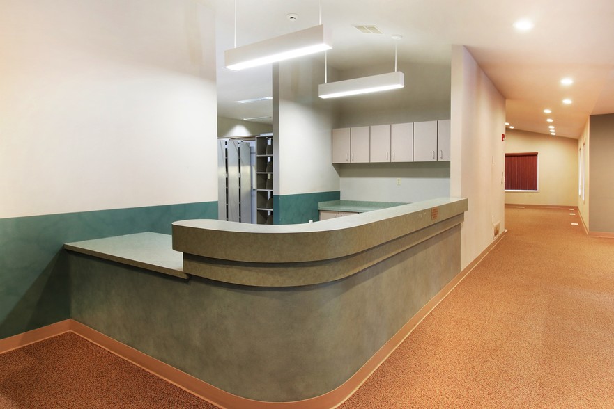 More Photos Of 1501 N Milford Rd, Milford Medical For Lease