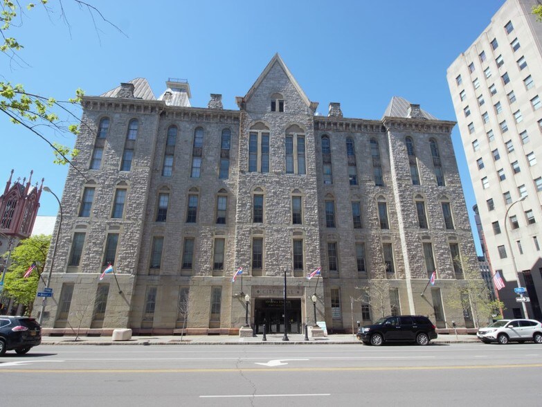 More Photos Of 30 W Broad St, Rochester Office For Lease