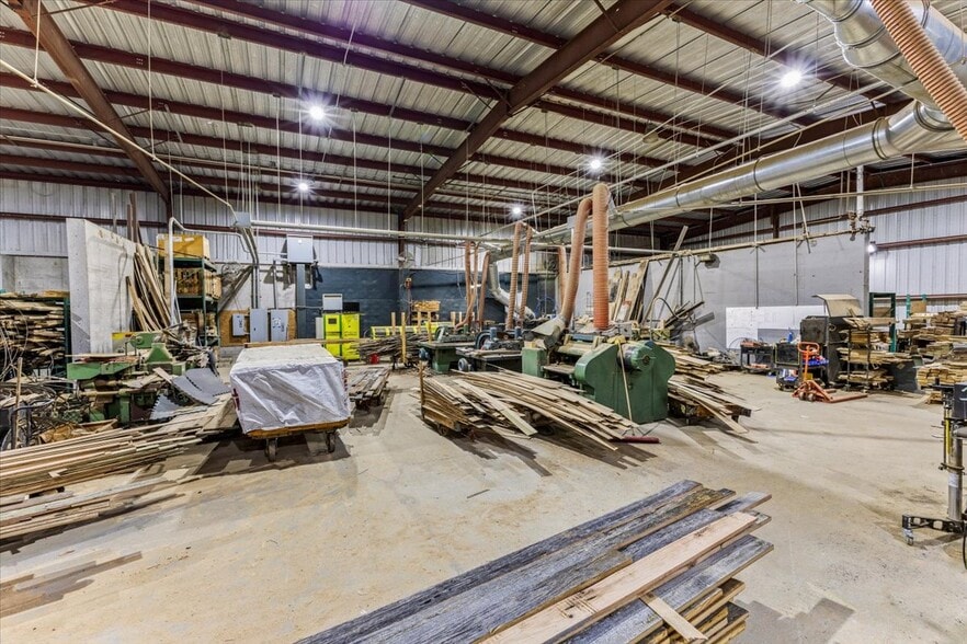 More Photos Of 11085 Baileyton Rd, Greeneville Manufacturing For Lease