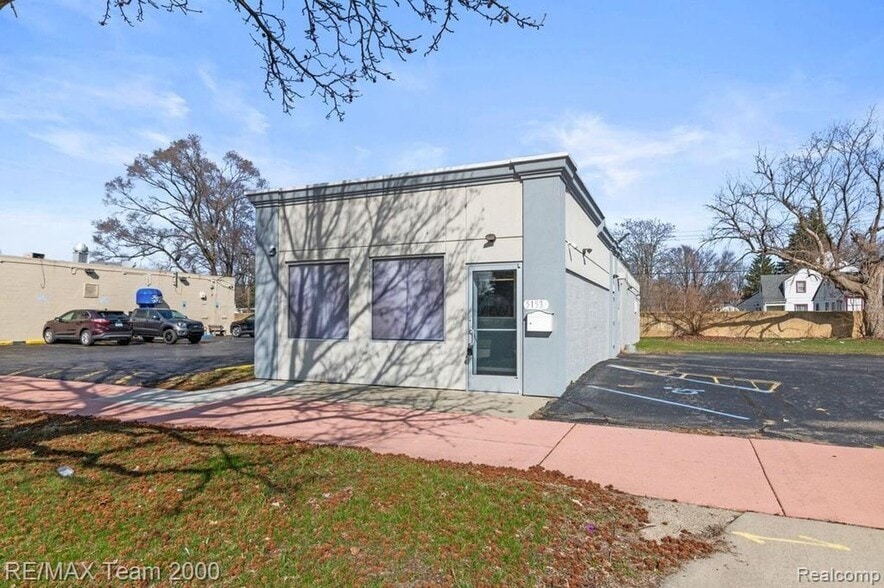 Primary Photo Of 5153 S Beech Daly St, Dearborn Heights Freestanding For Lease